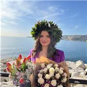 Laureata in lingue offre lezioni in lingua inglese. Per esami, concorsi, traduzioni, riassunti ecc